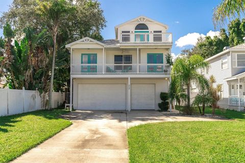 A home in PALM HARBOR