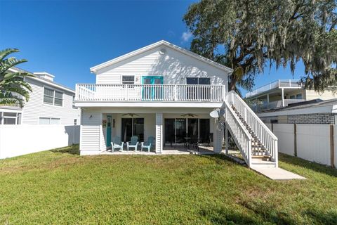 A home in PALM HARBOR