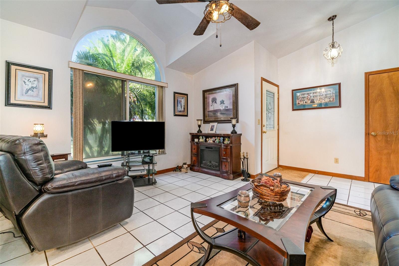 THE ORANGES PH ONE SUB - Residential