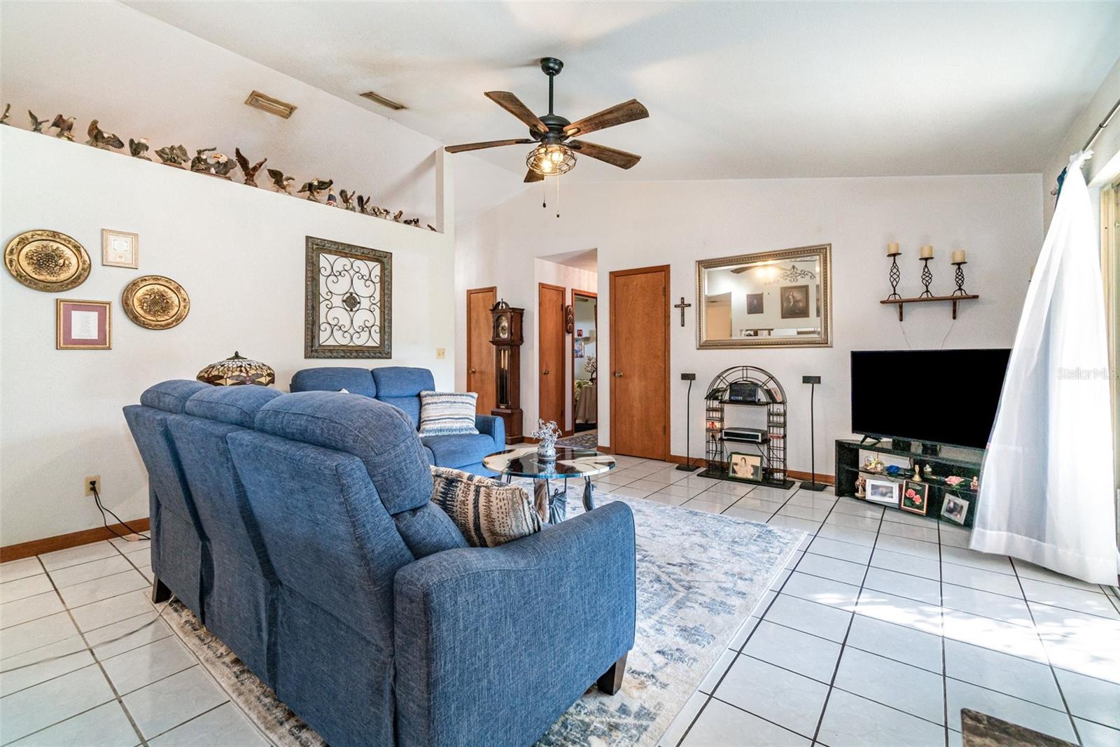 THE ORANGES PH ONE SUB - Residential