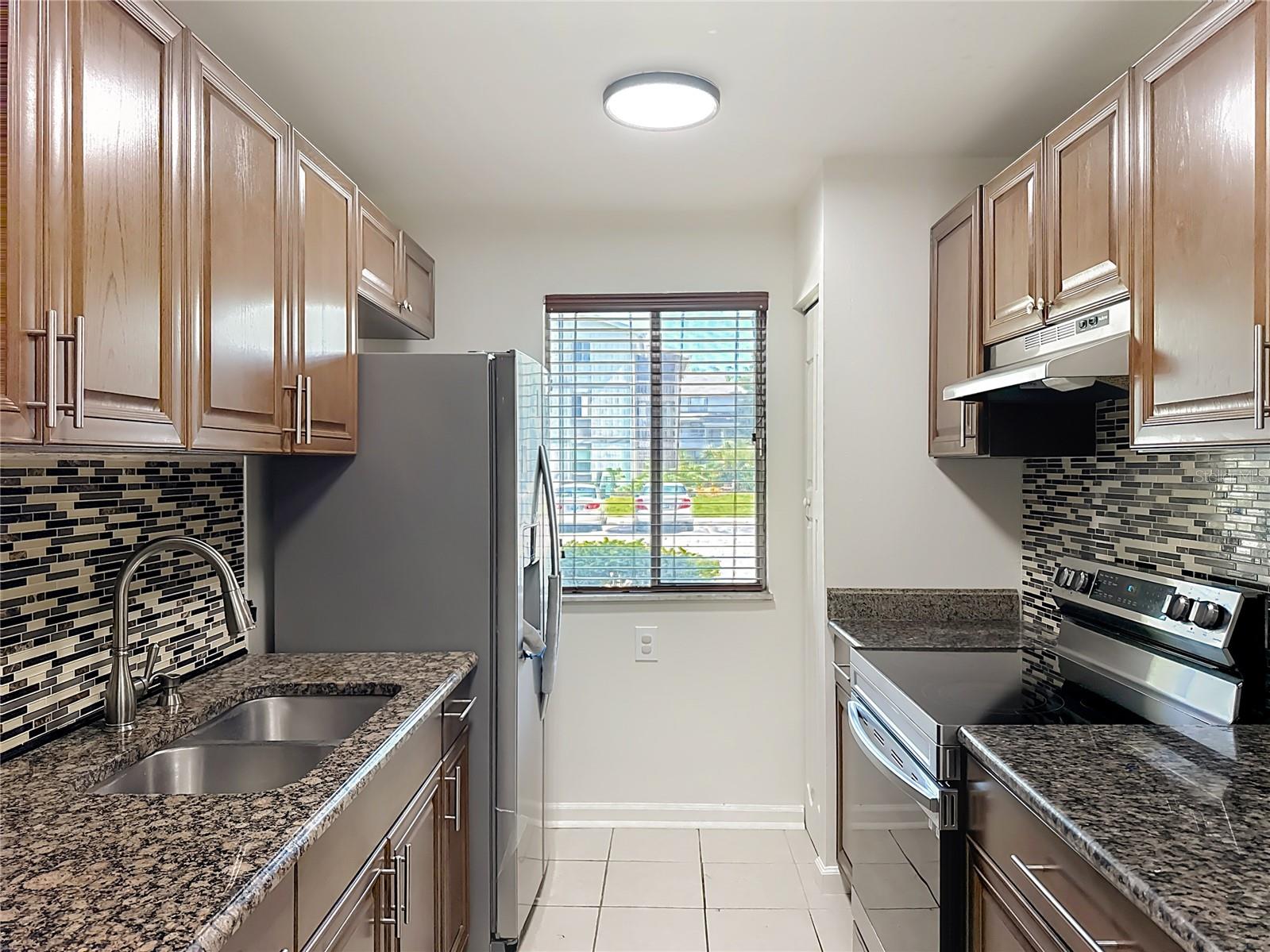 THE OAKS - Residential