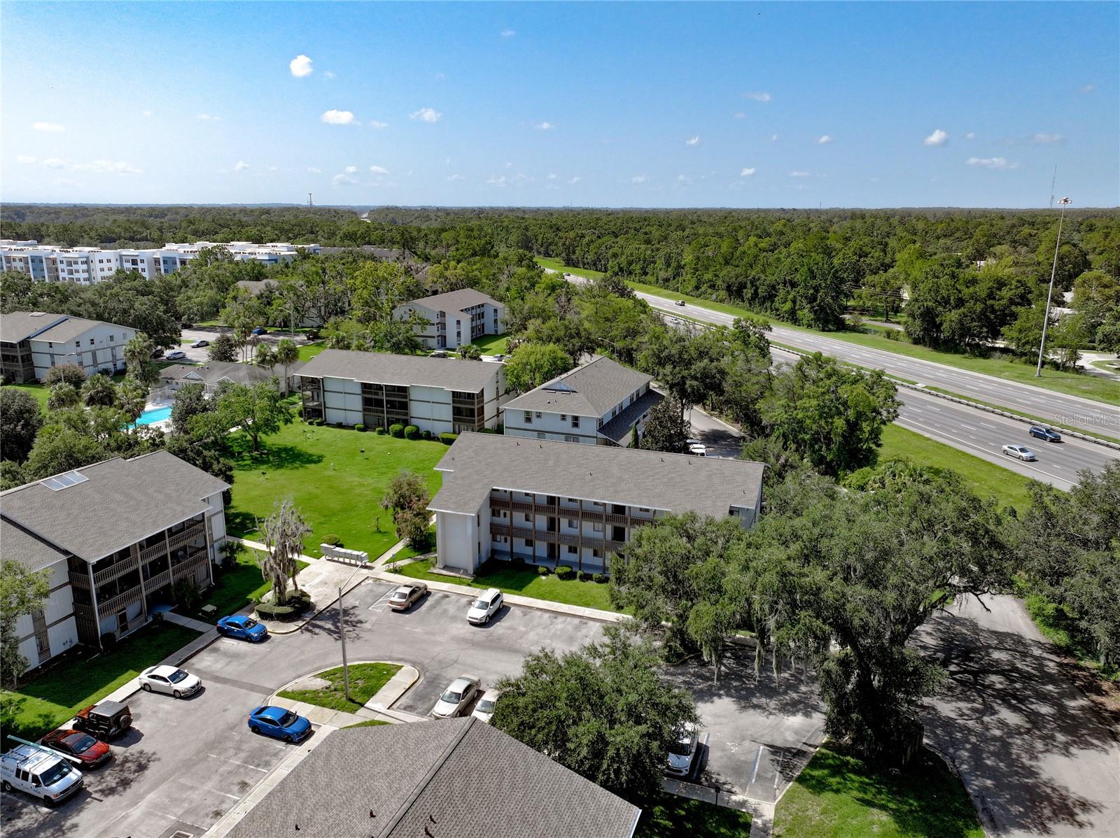 THE OAKS - Residential