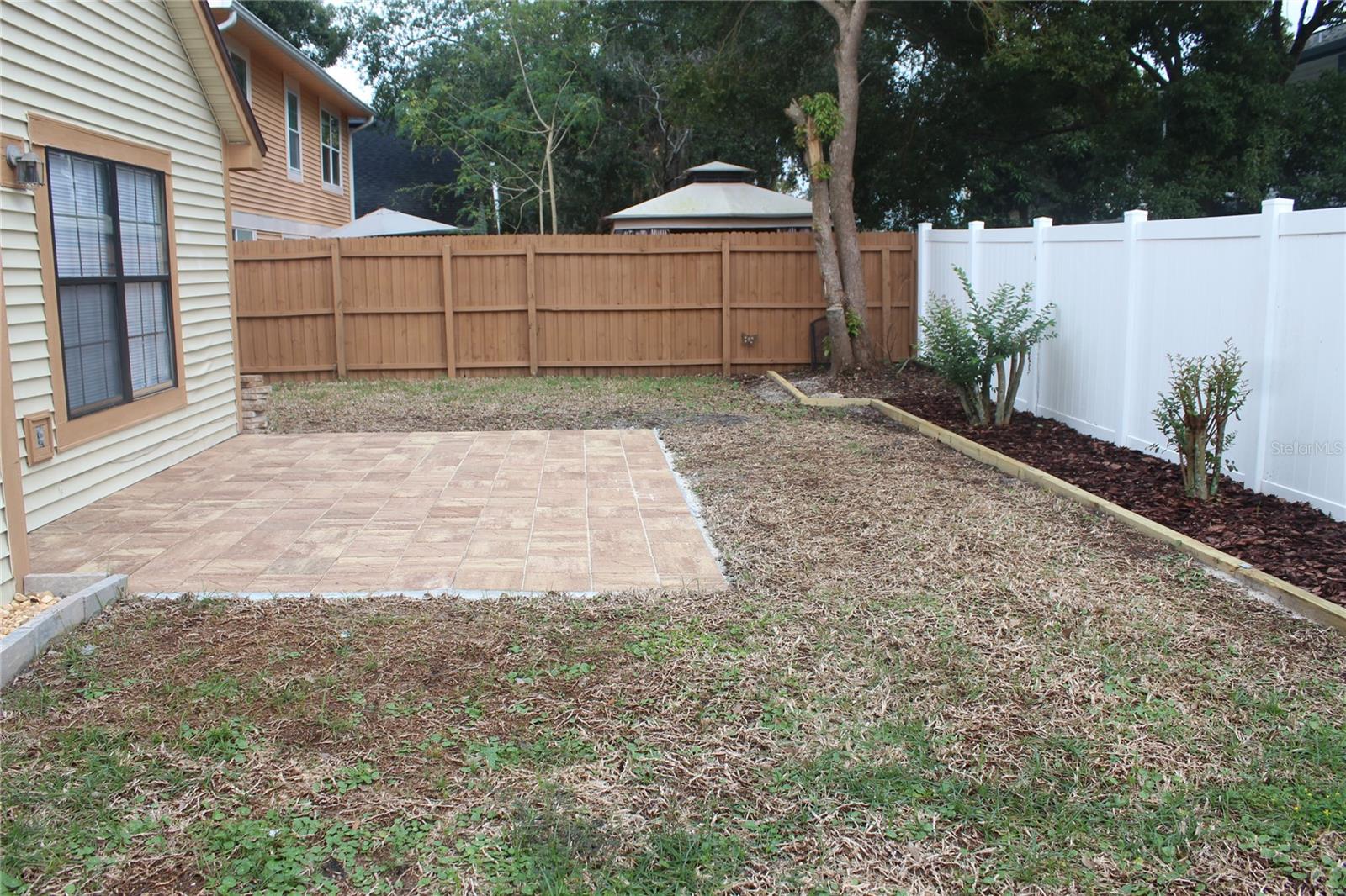 ALOMA BEND TR 3 - Residential Lease