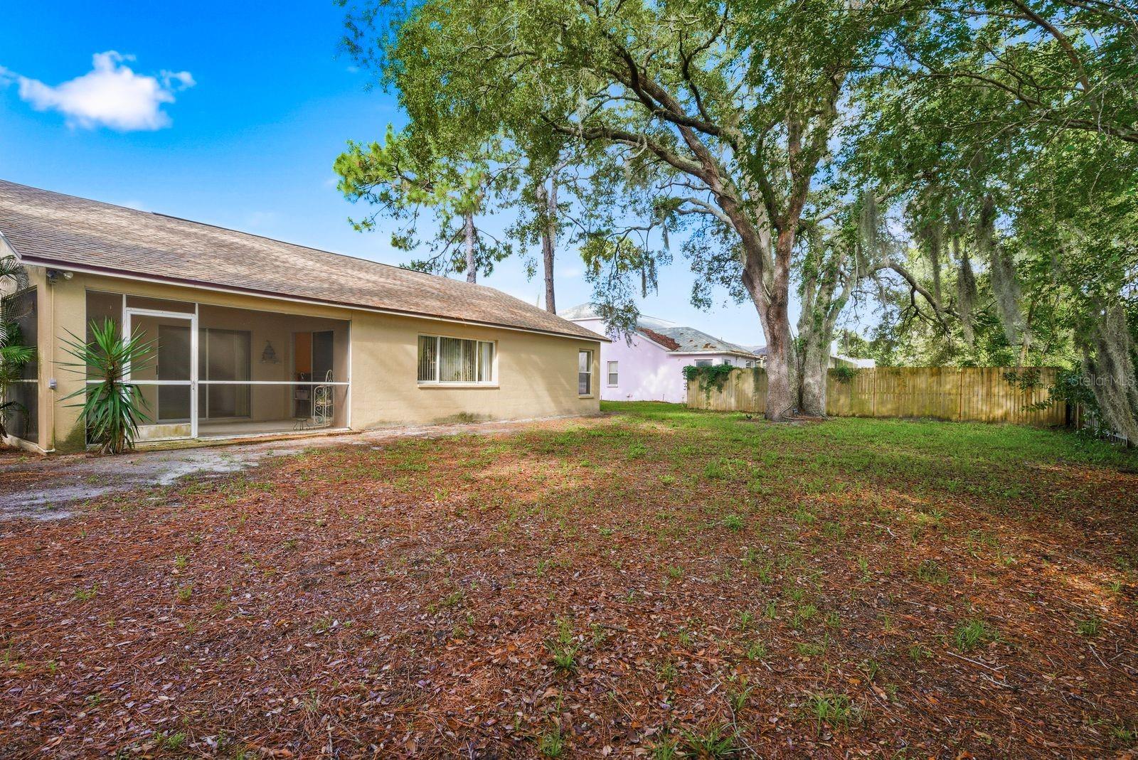 SPRING HILL - Residential