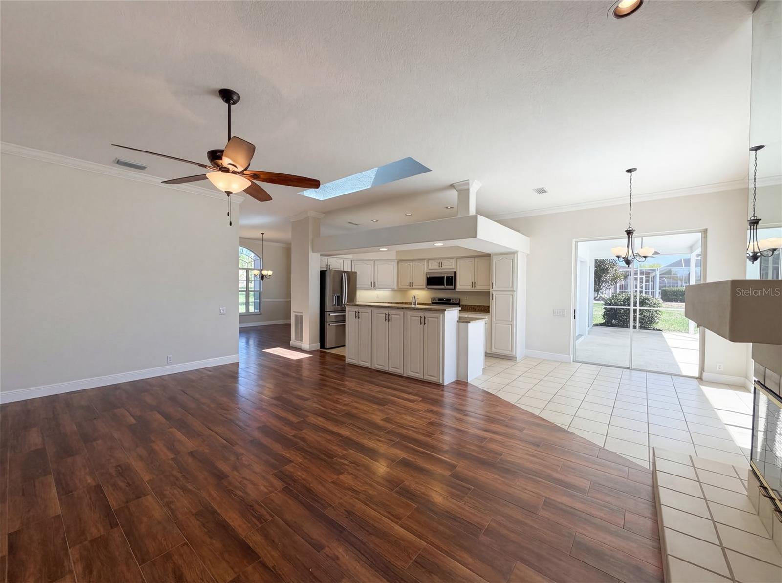 HARBOR HILLS UN 1 - Residential