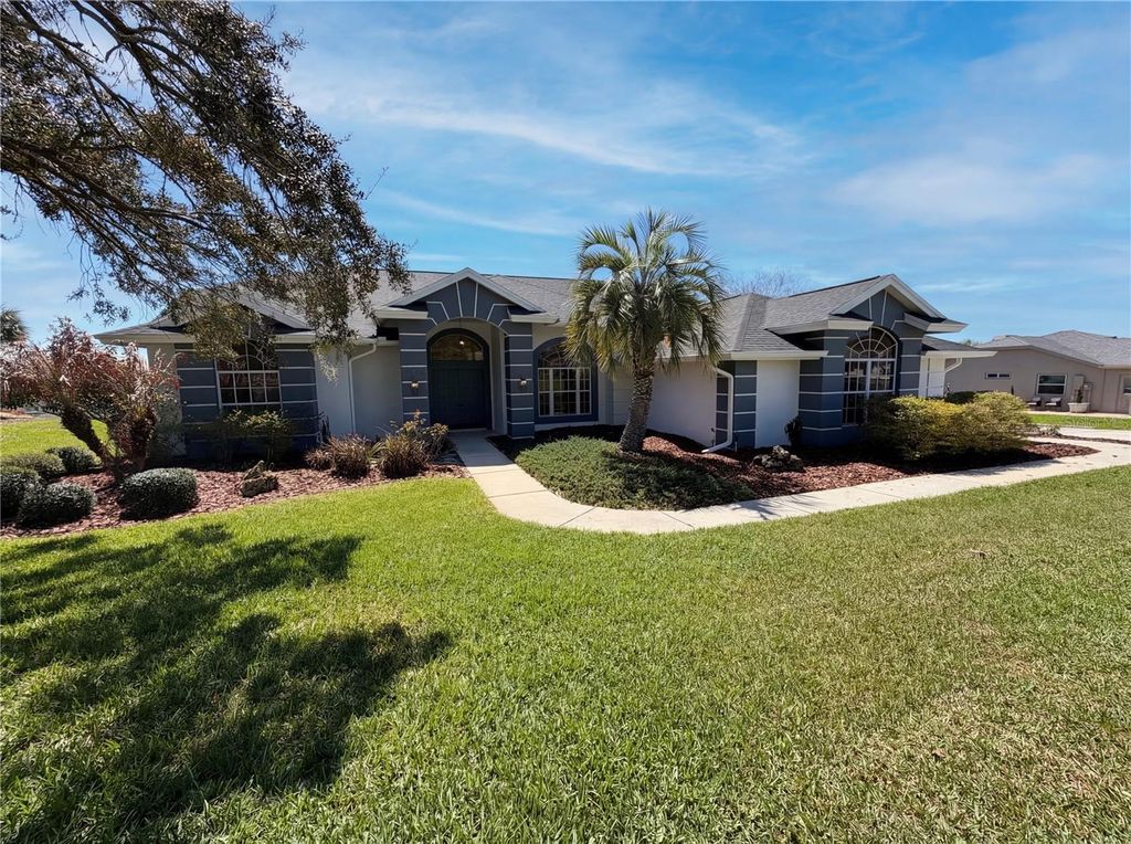 Photo of 5340 Saddleback Court, Lady Lake, FL 32159 (MLS # O6392607)
