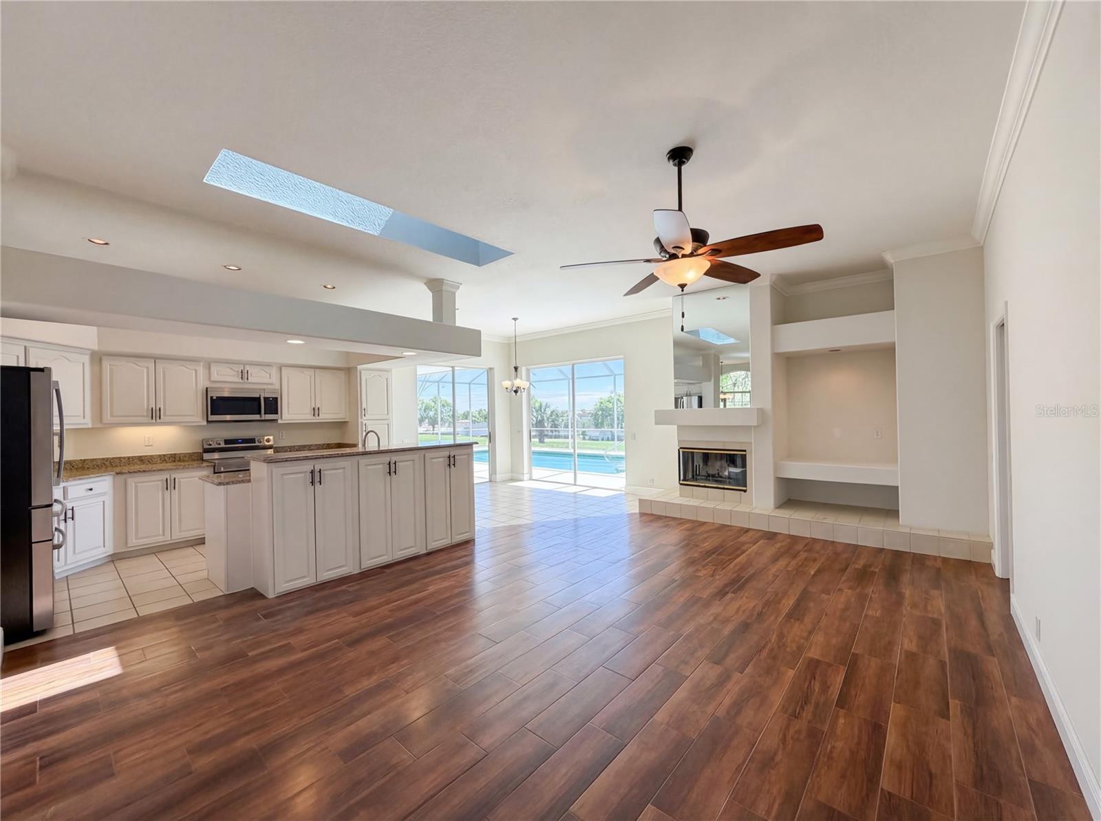 5340 SADDLEBACK COURT