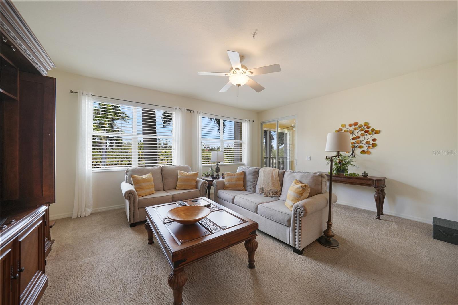 FOUNTAIN COURT BLDG 03 - Residential