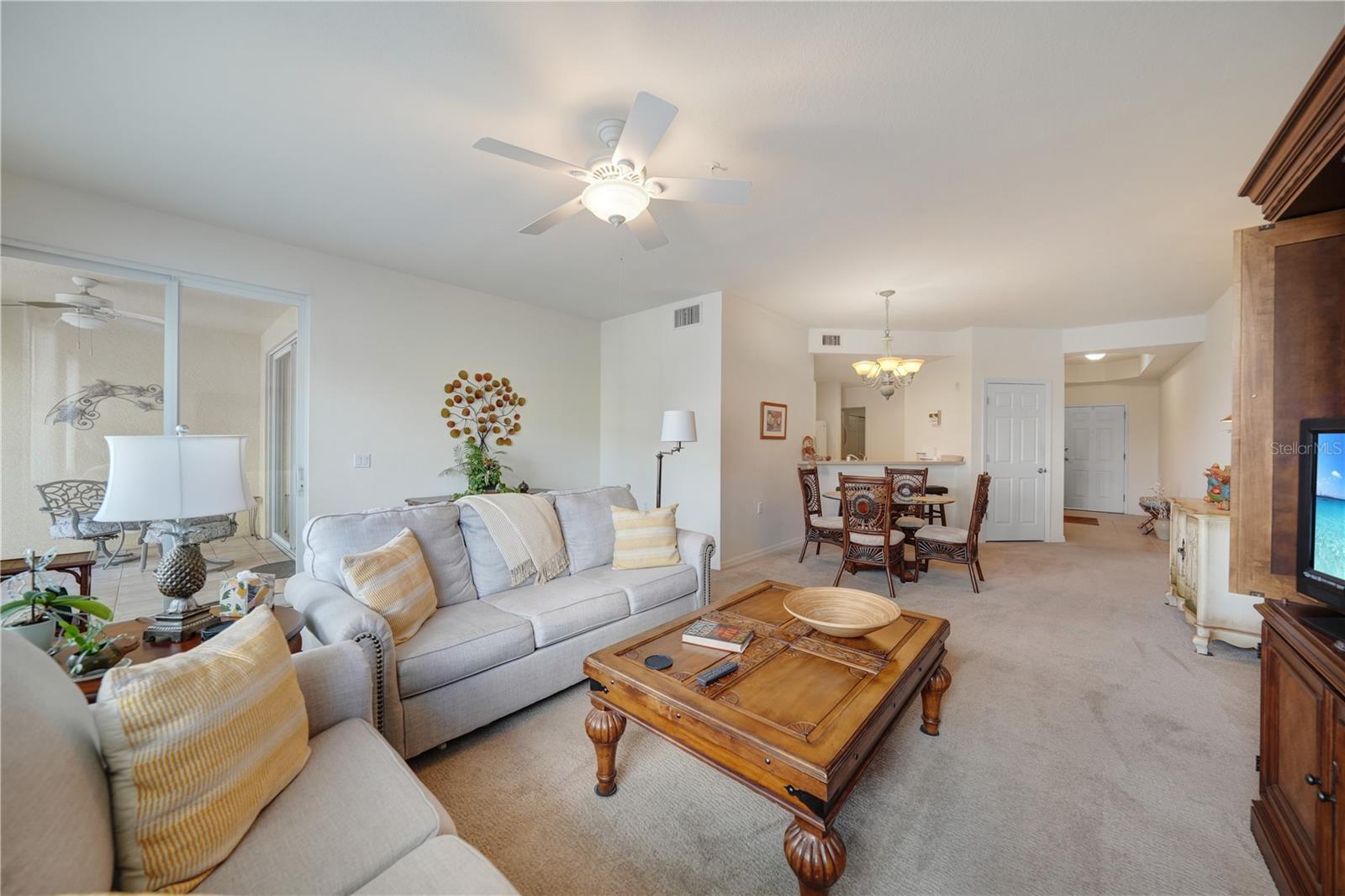 FOUNTAIN COURT BLDG 03 - Residential