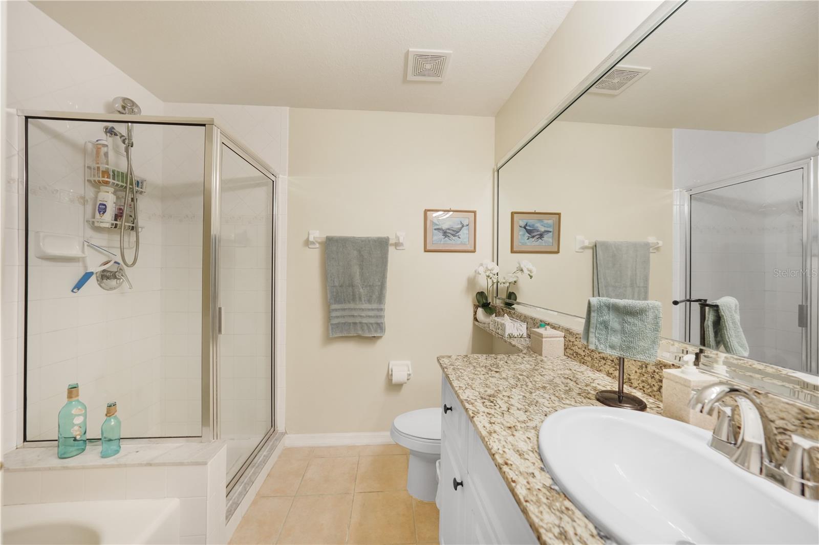 FOUNTAIN COURT BLDG 03 - Residential