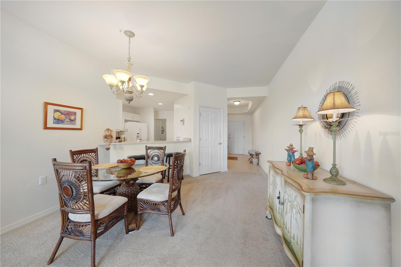 FOUNTAIN COURT BLDG 03 - Residential