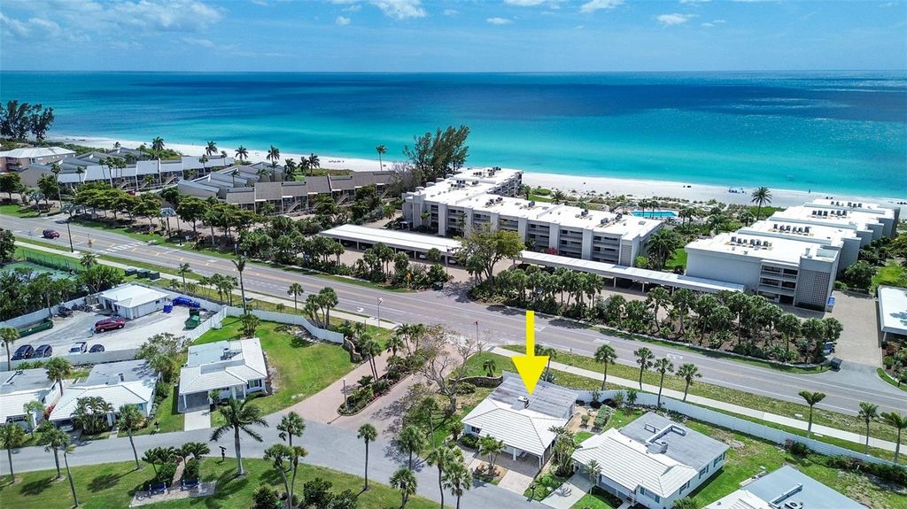 Photo of 509 Spanish Drive N, Longboat Key, FL 34228 (MLS # N6143864)