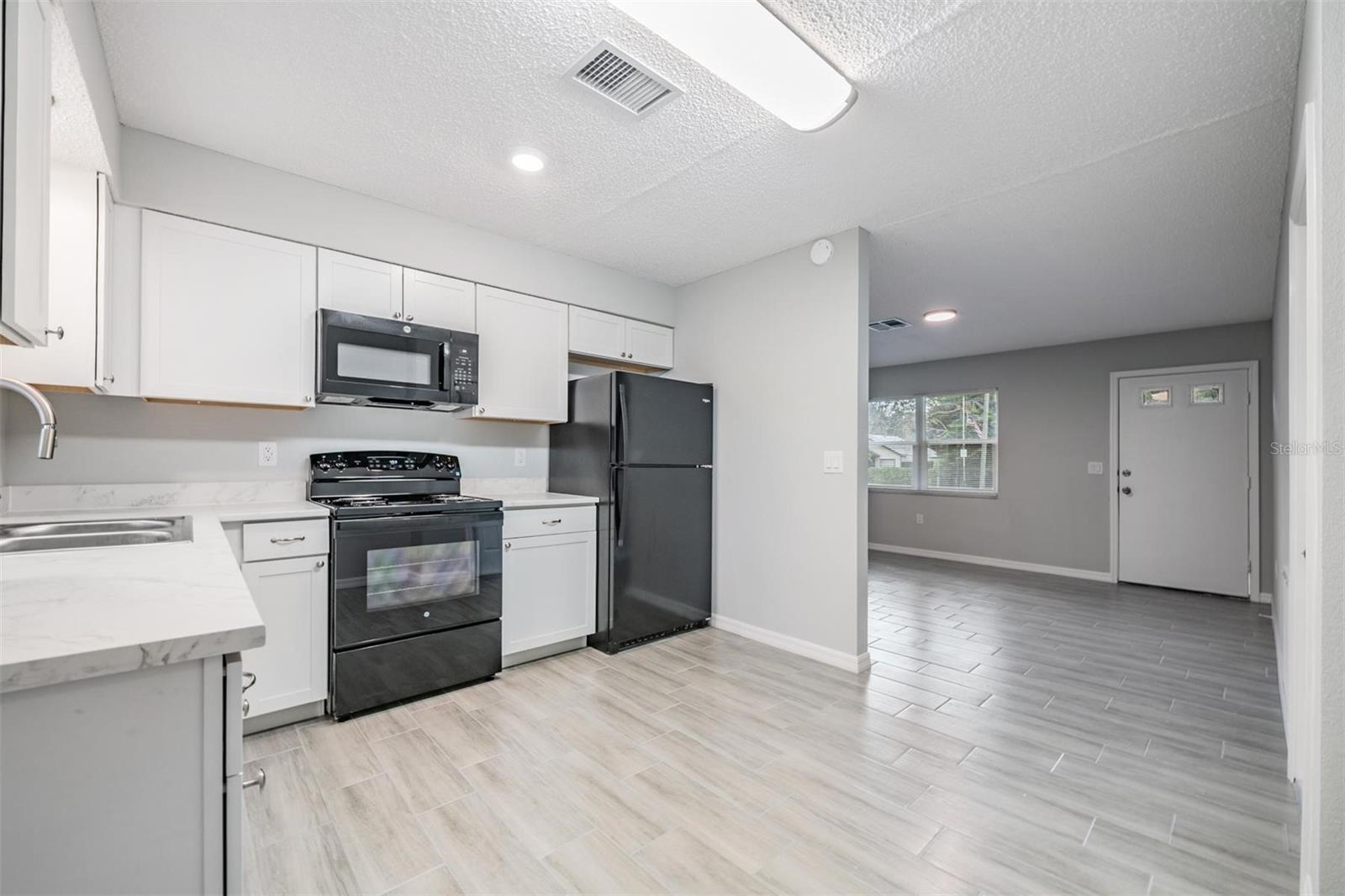 GULF SIDE ESTATES - Residential