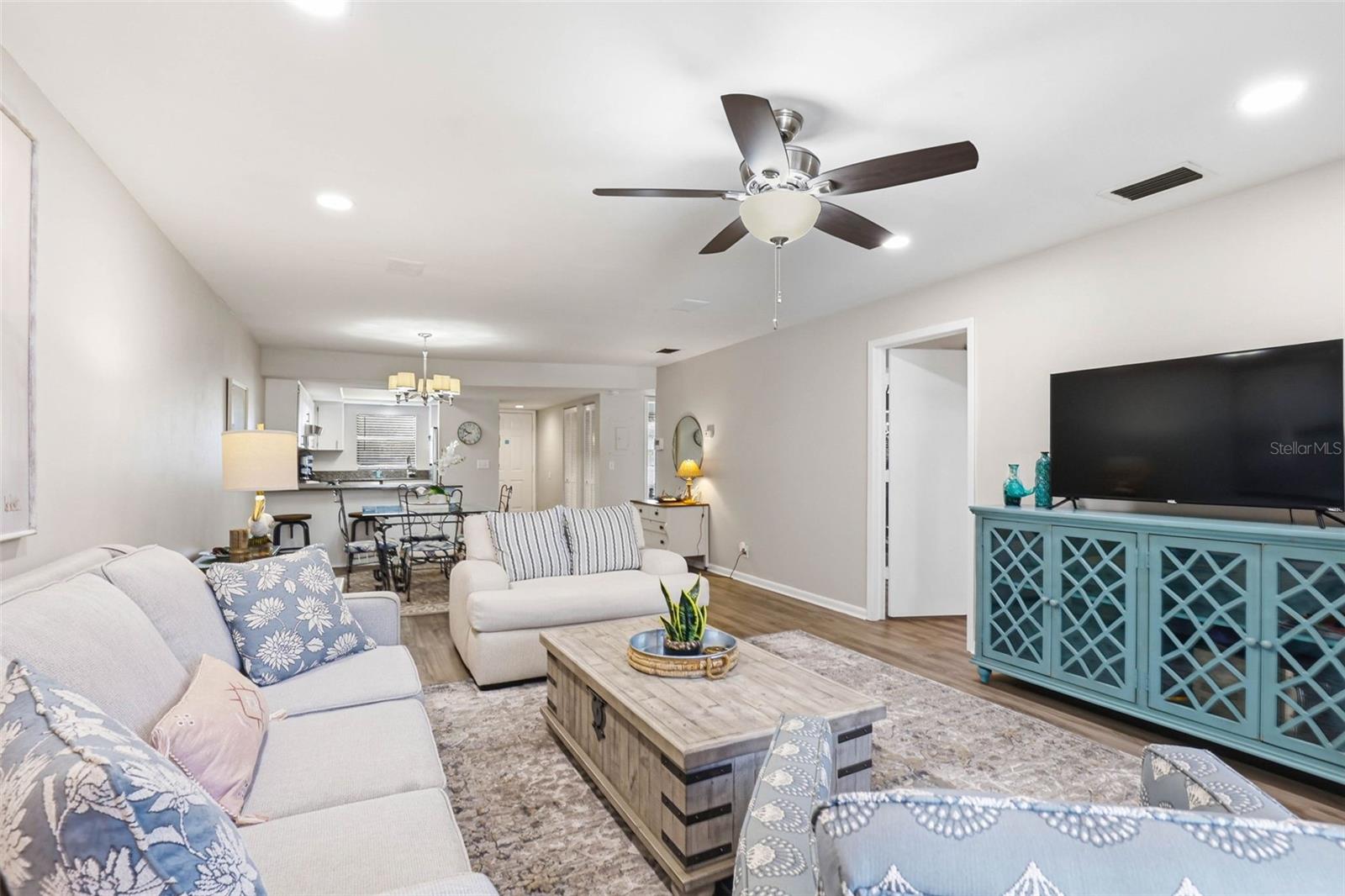 LAFAYETTE SQUARE CONDO - Residential