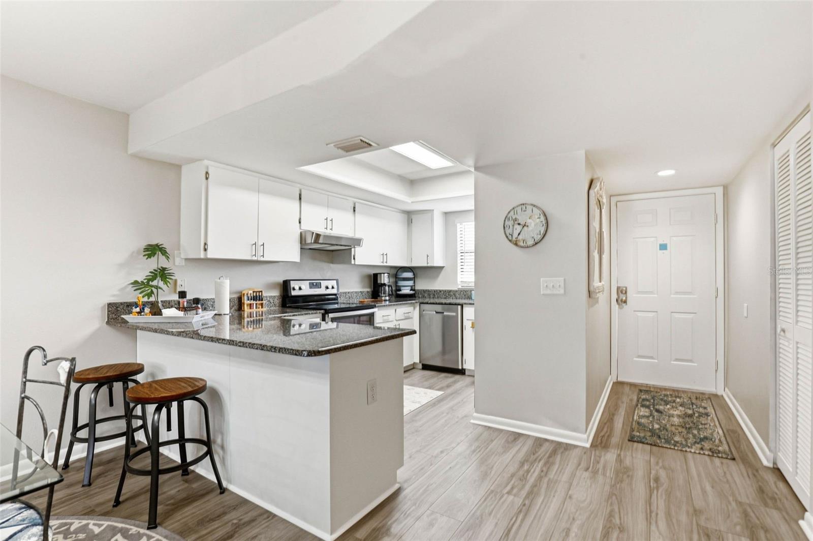 LAFAYETTE SQUARE CONDO - Residential