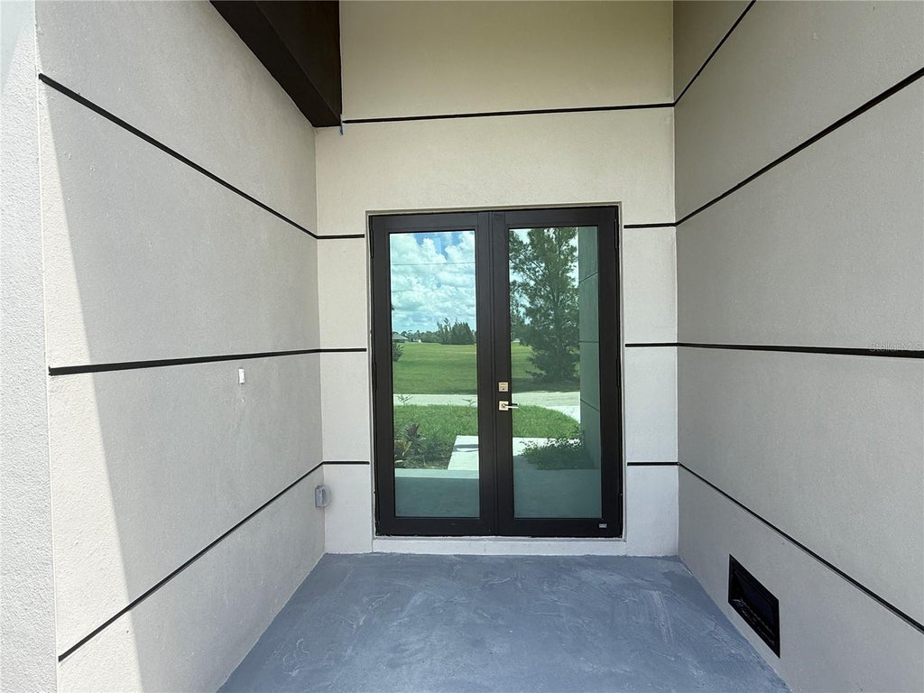 Photo of 4005 NW 22nd Street, Cape Coral, FL 33993 (MLS # O6435002)