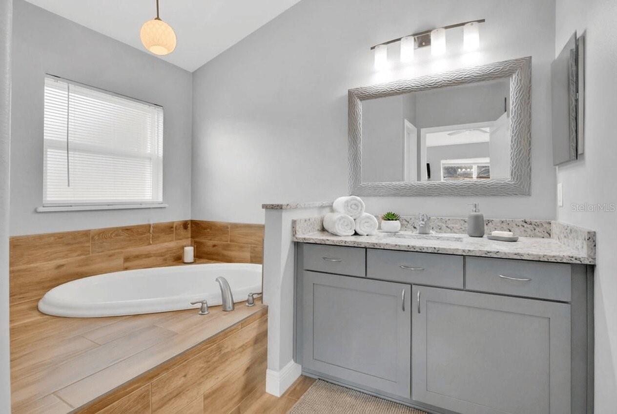 VILLAGE AT BLACK BEAR UNIT 04 LT 59 PB 51 - Residential