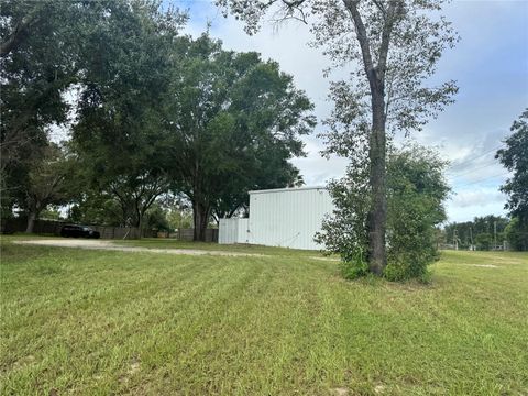 Photo of 34440 Donna Vista Place, Eustis, FL 32736 (MLS # G5100960)