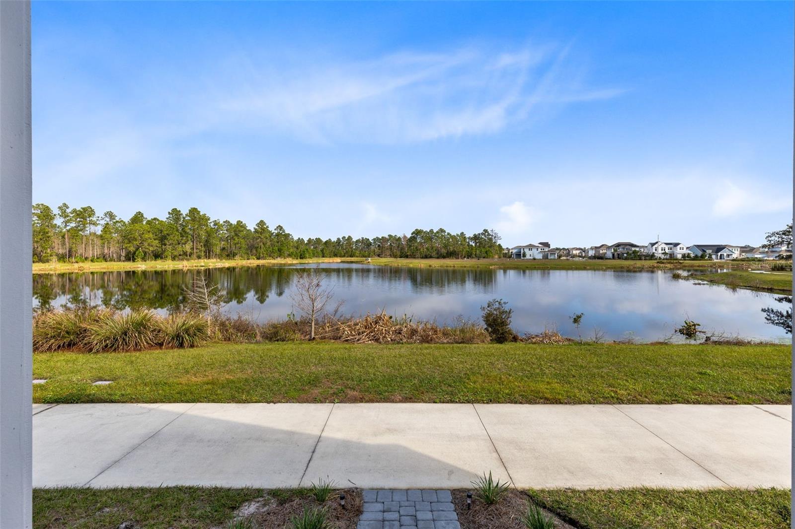 WESLYN PARK PH 1 - Residential Lease
