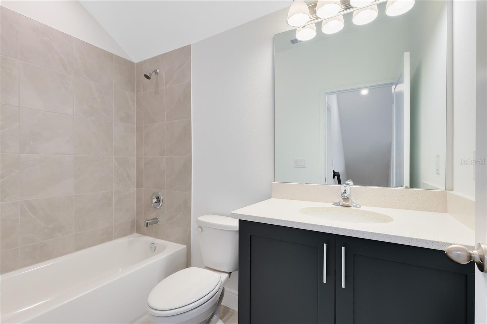 WESLYN PARK PH 1 - Residential Lease