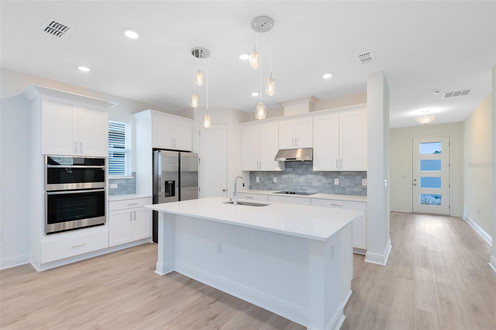 WESLYN PARK PH 1 - Residential Lease