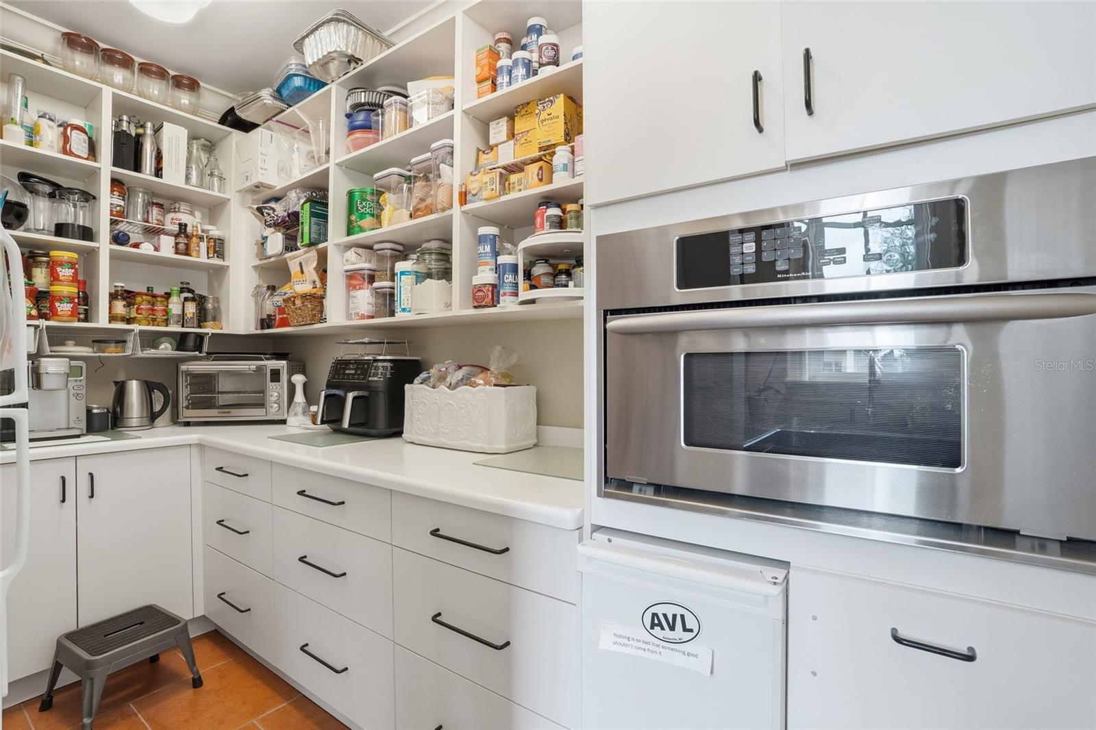 COLONIAL FARMS - Residential