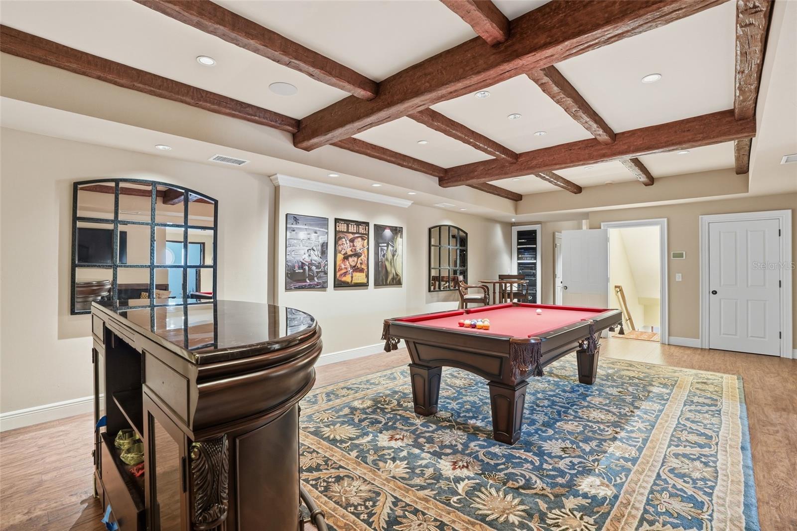 COLONIAL FARMS - Residential