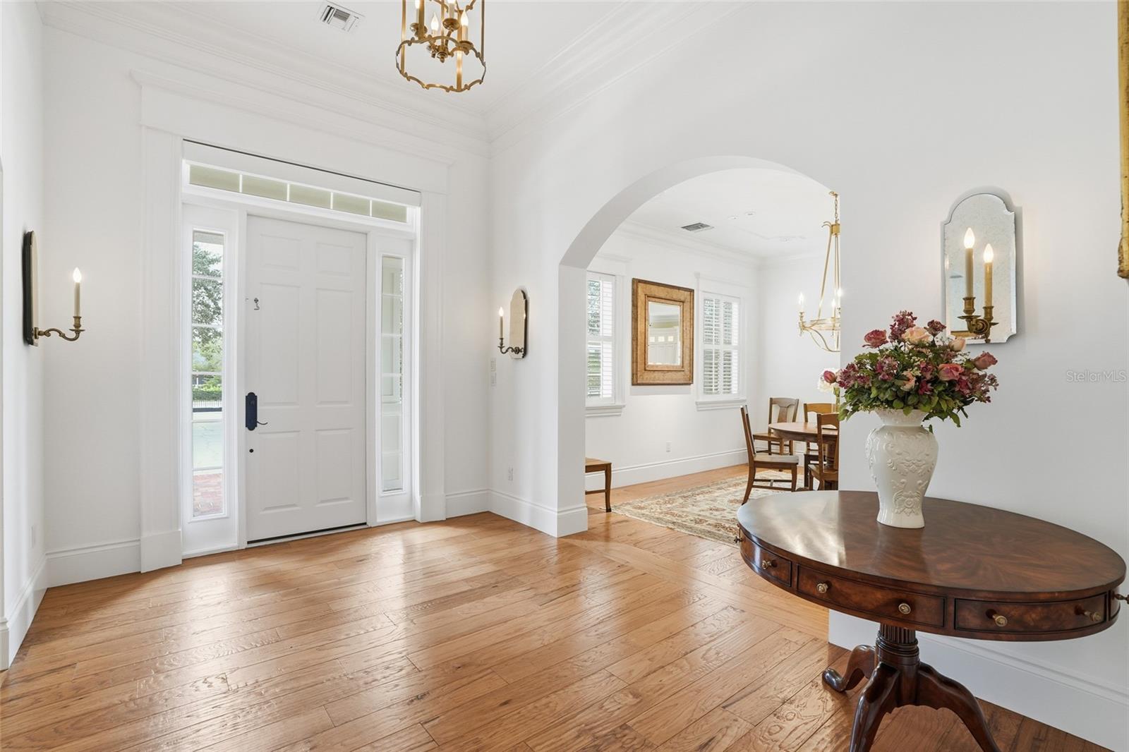 COLONIAL FARMS - Residential