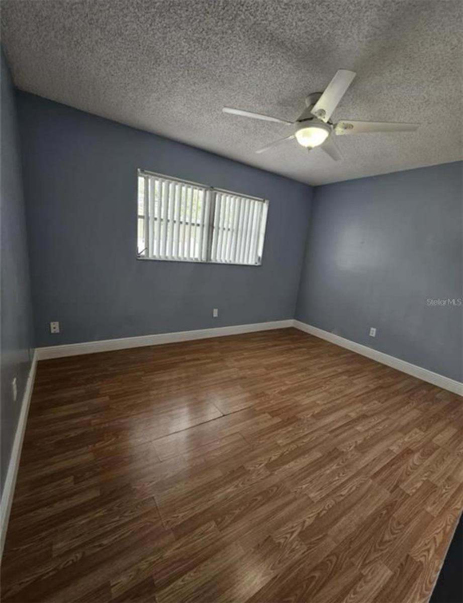 OAK PARK SUB-UNIT 3 - Residential Lease