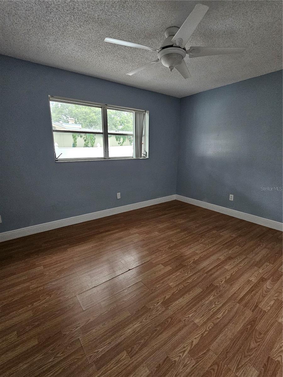 OAK PARK SUB-UNIT 3 - Residential Lease
