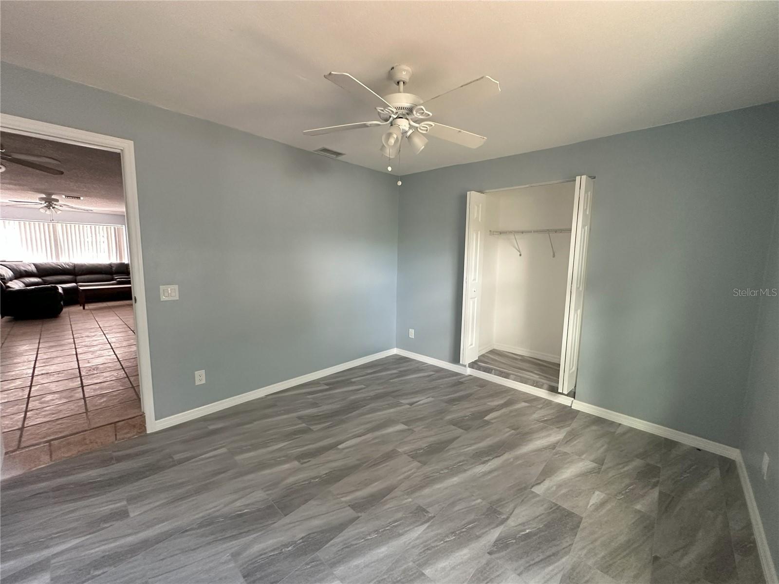 OAK PARK SUB-UNIT 3 - Residential Lease
