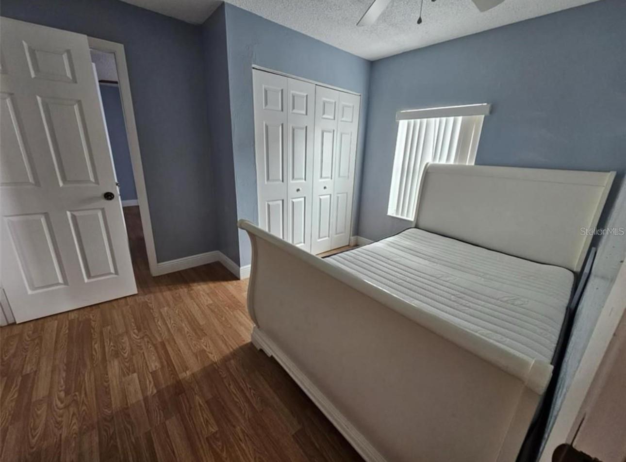 OAK PARK SUB-UNIT 3 - Residential Lease