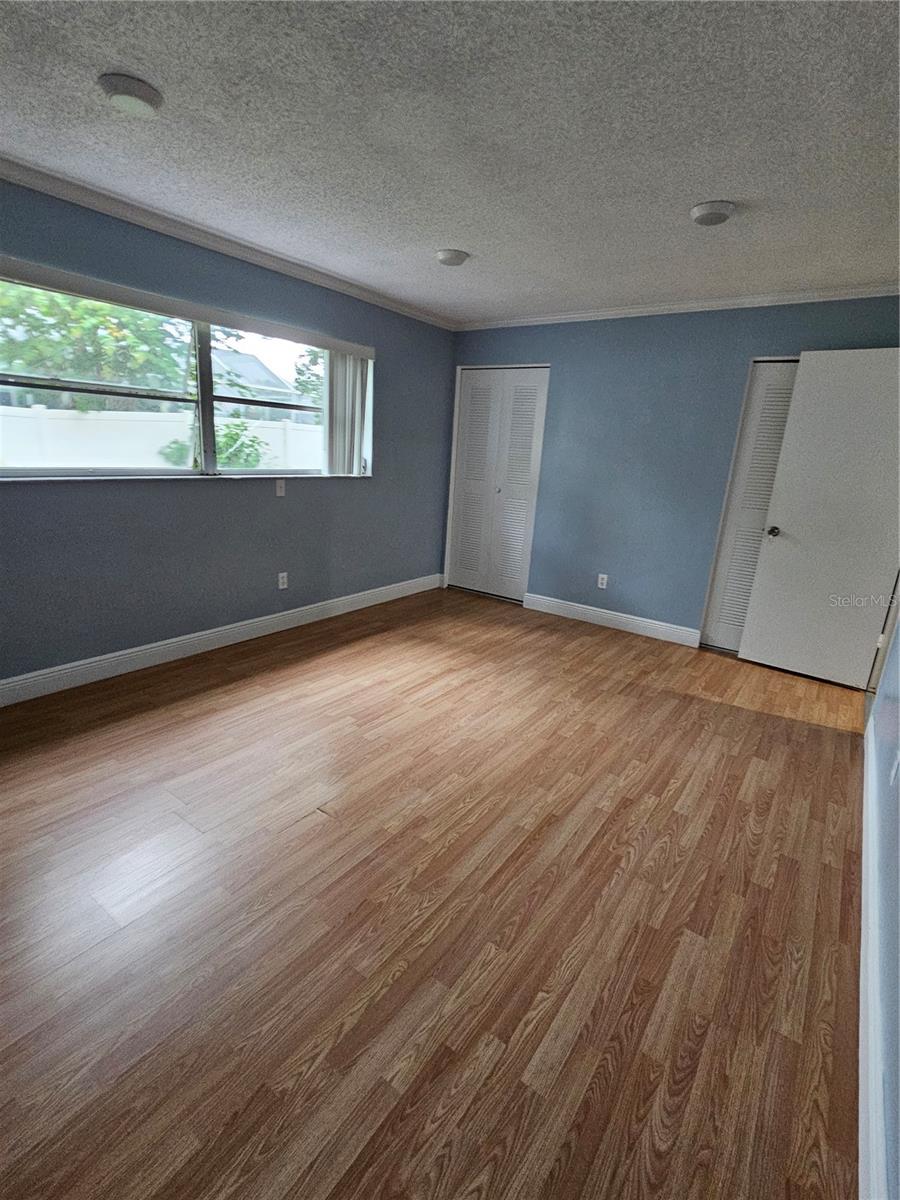 OAK PARK SUB-UNIT 3 - Residential Lease