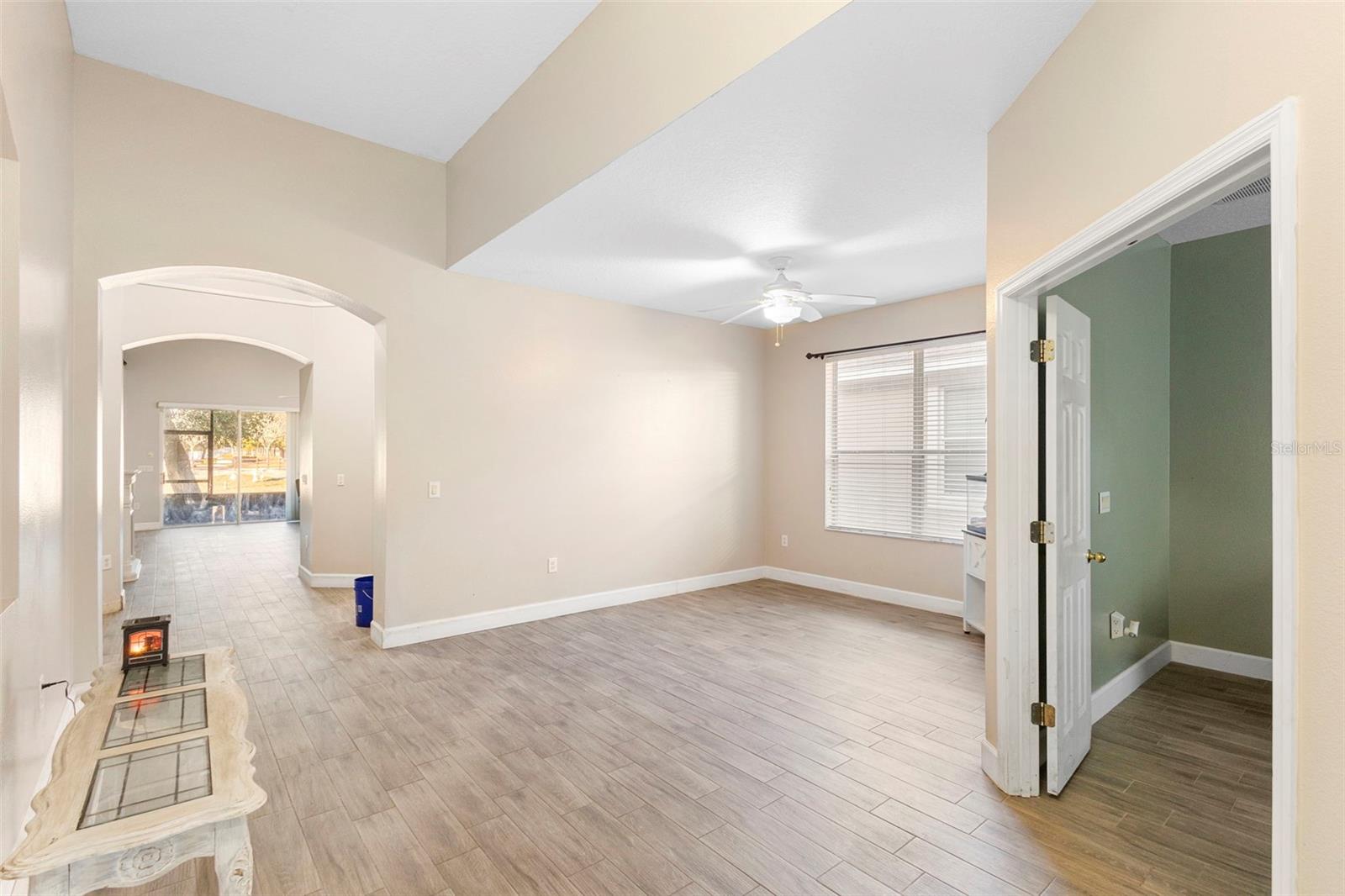 322 SECRETARIAT COURT