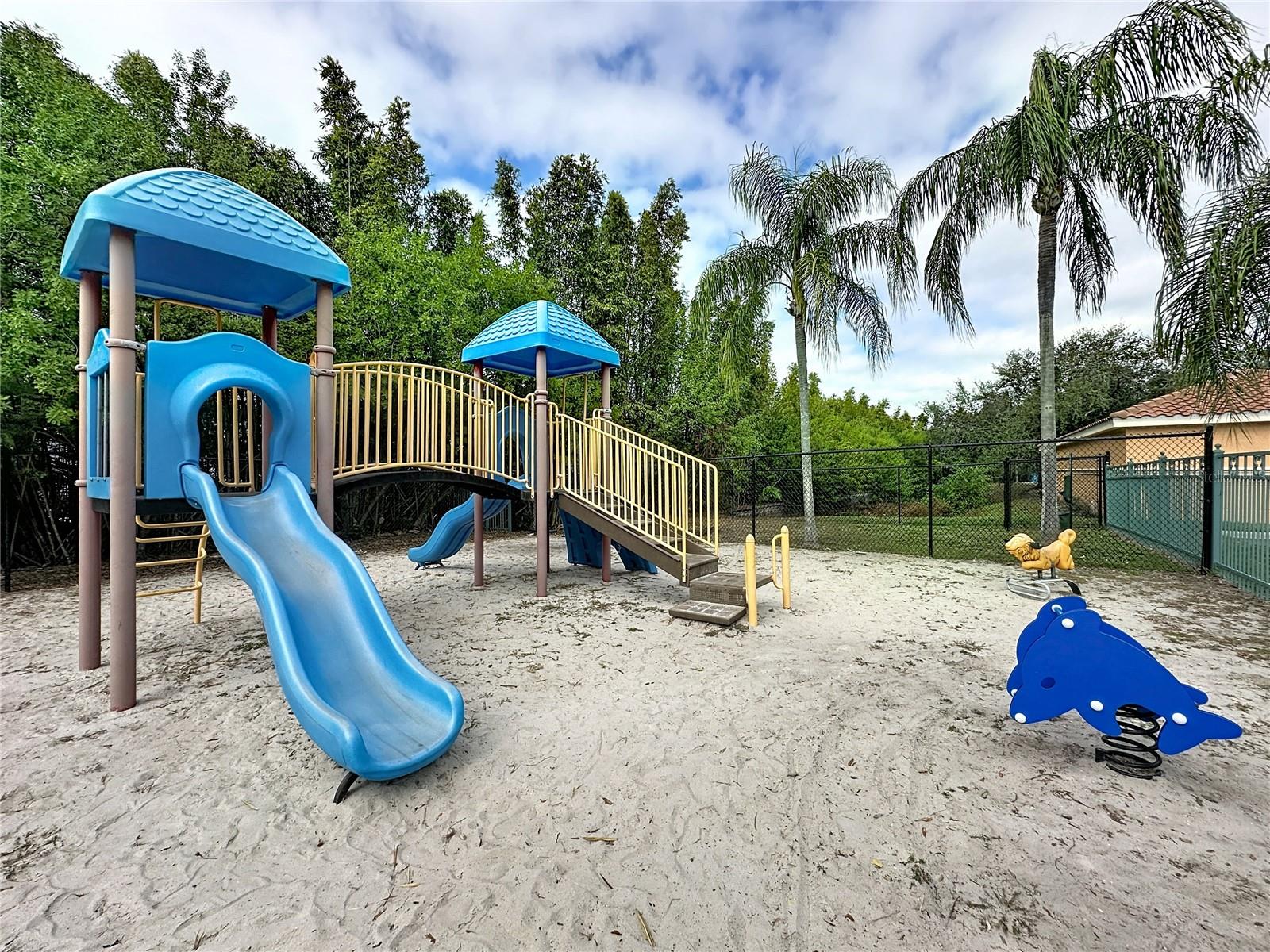 GRAND BELLAGIO AT BAYWATCH - Residential