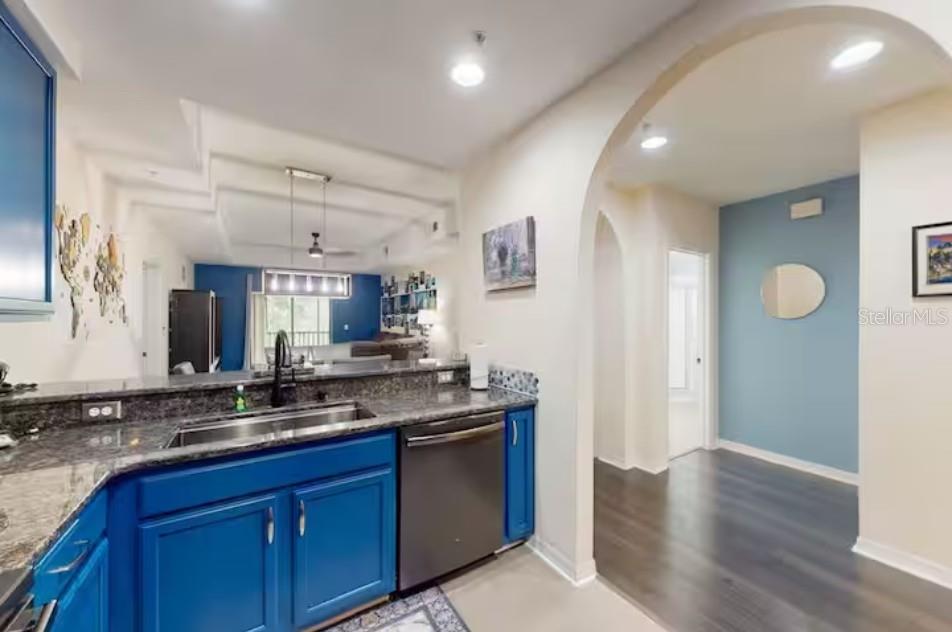 CARIBE COVE PH 05 CONDO - Residential