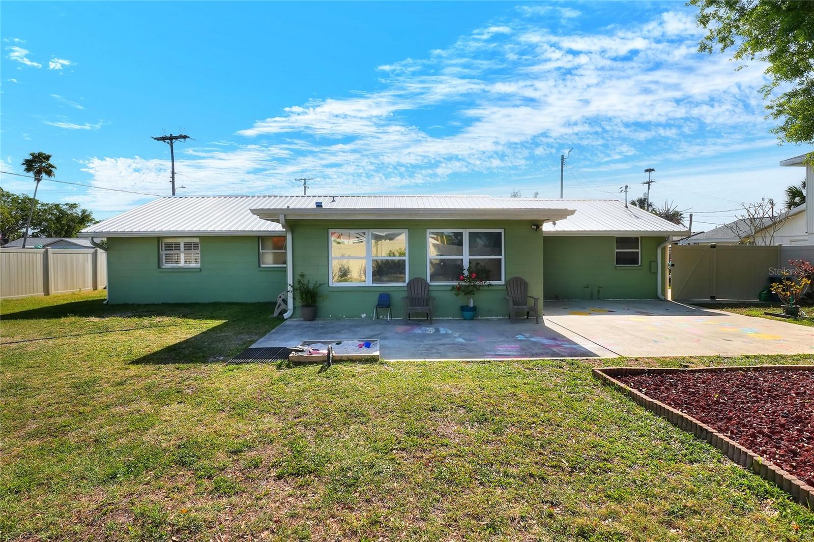 APOLLO BEACH UNIT TWO - Residential