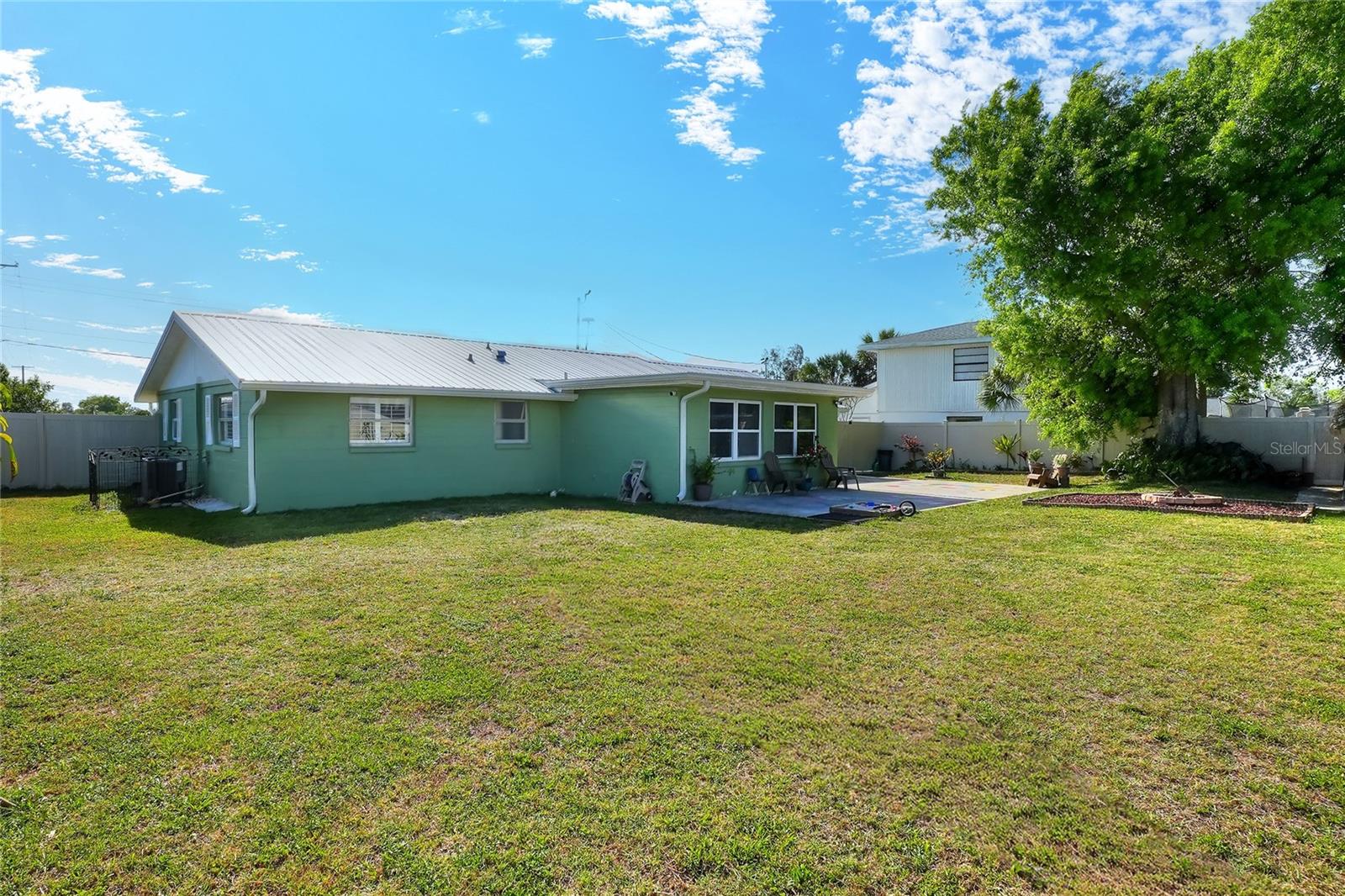 APOLLO BEACH UNIT TWO - Residential