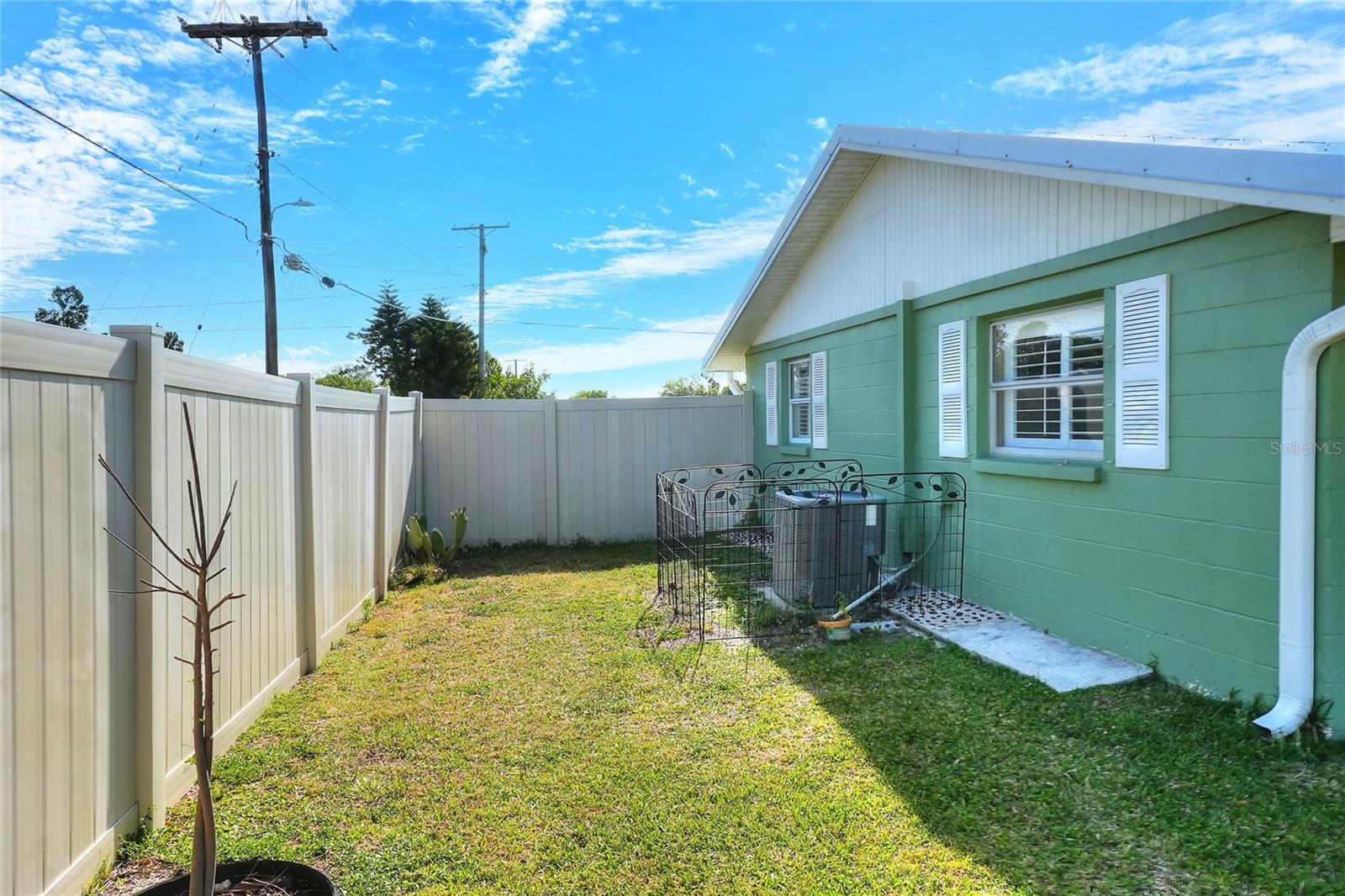 APOLLO BEACH UNIT TWO - Residential