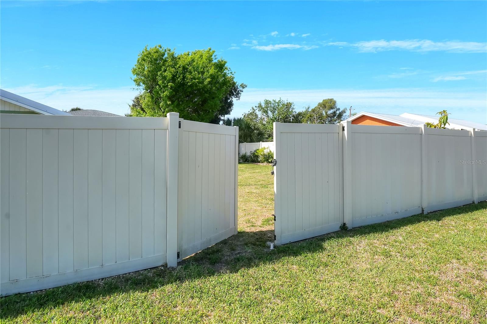 APOLLO BEACH UNIT TWO - Residential