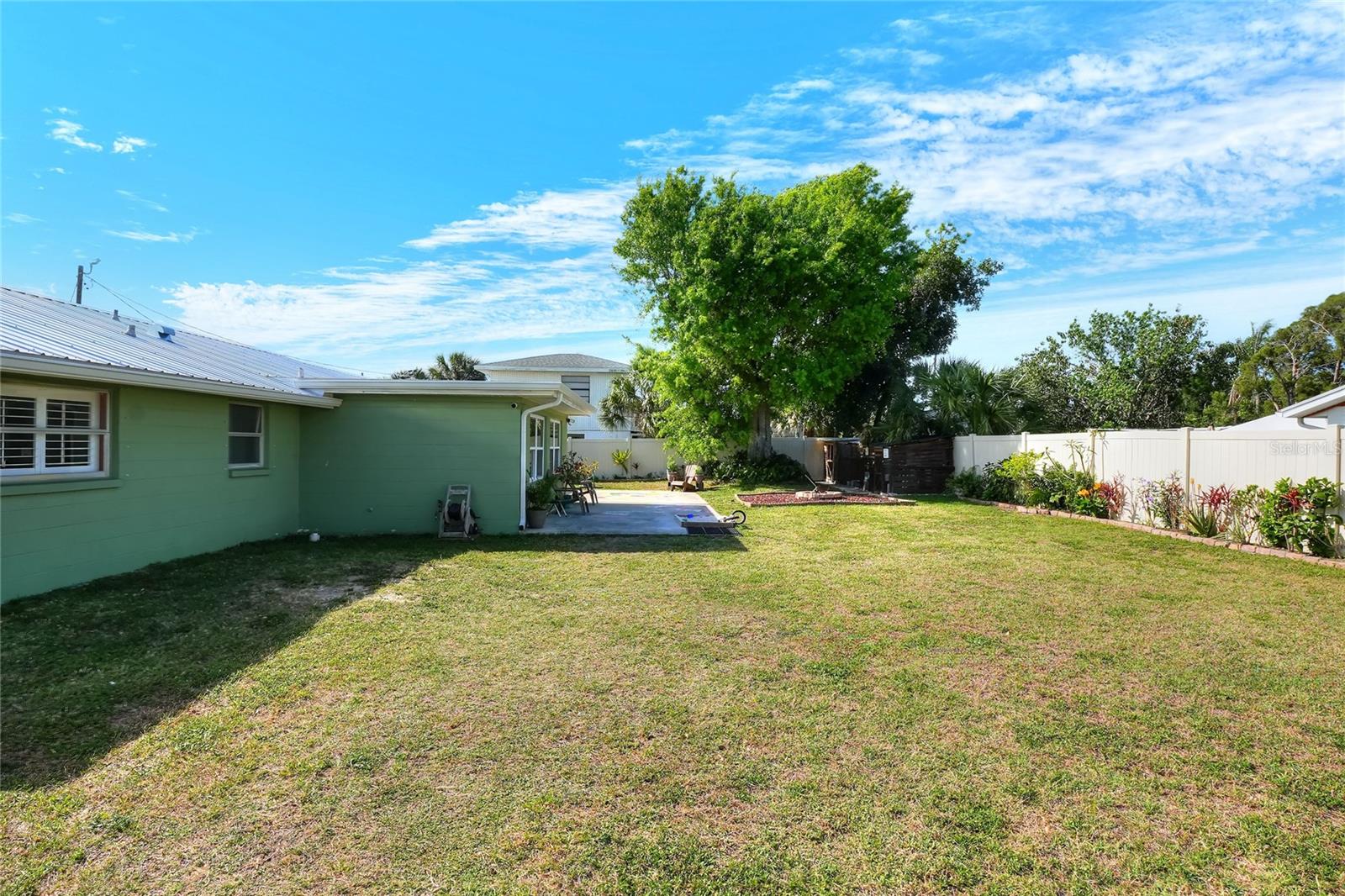 APOLLO BEACH UNIT TWO - Residential