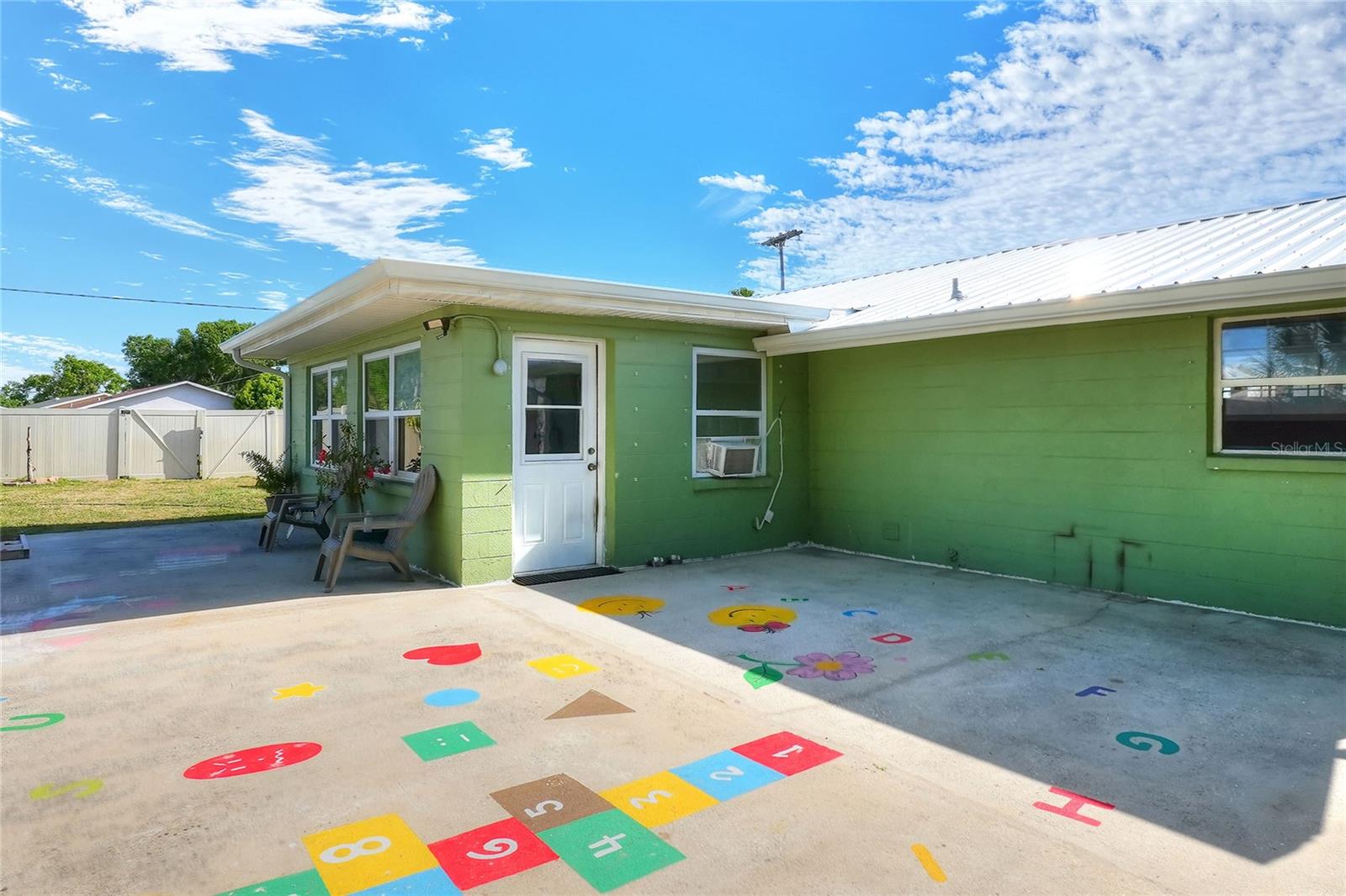 APOLLO BEACH UNIT TWO - Residential