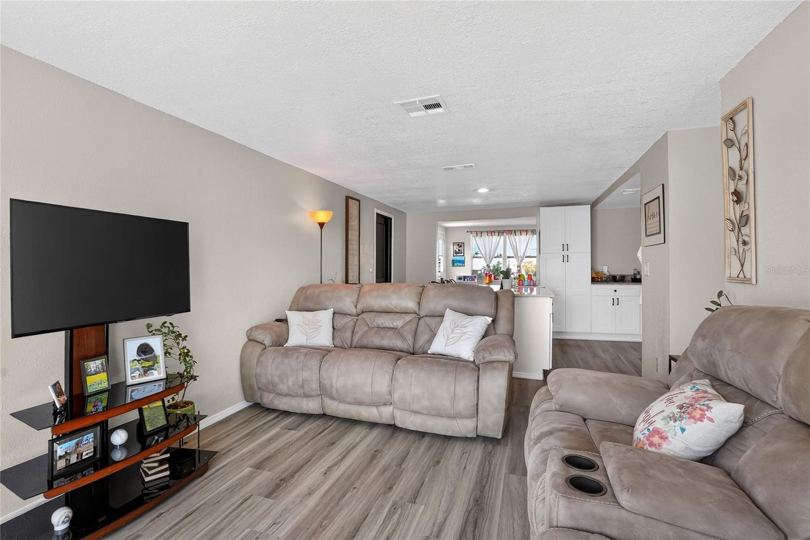 APOLLO BEACH UNIT TWO - Residential