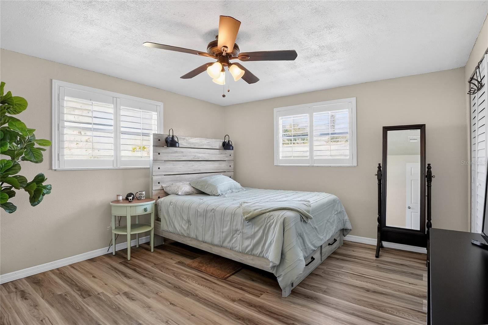 APOLLO BEACH UNIT TWO - Residential