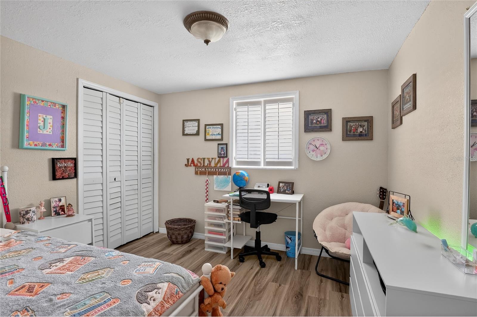 APOLLO BEACH UNIT TWO - Residential