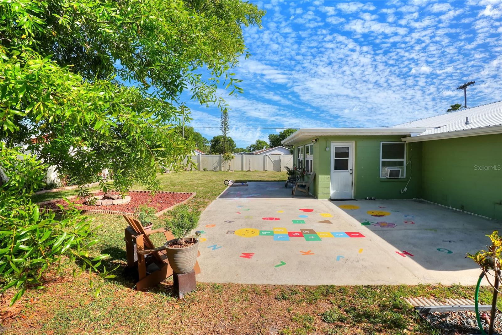 APOLLO BEACH UNIT TWO - Residential