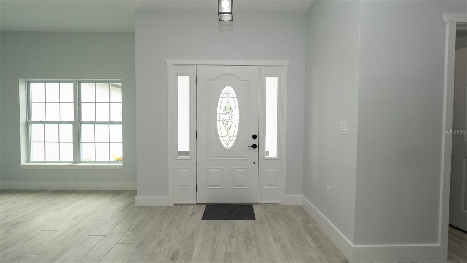 12323 GENTER DRIVE