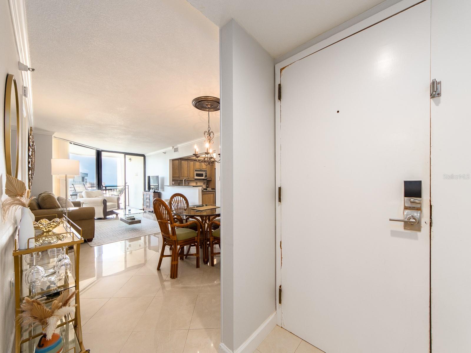 ISLAND WALK CONDO - Residential Lease