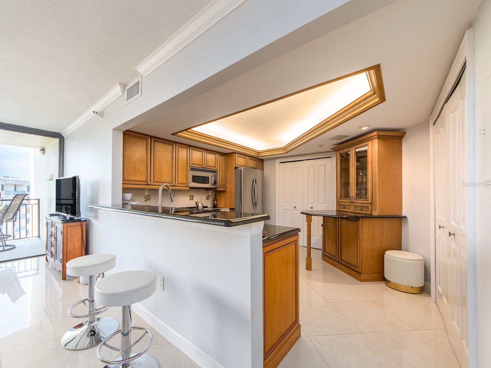 ISLAND WALK CONDO - Residential Lease