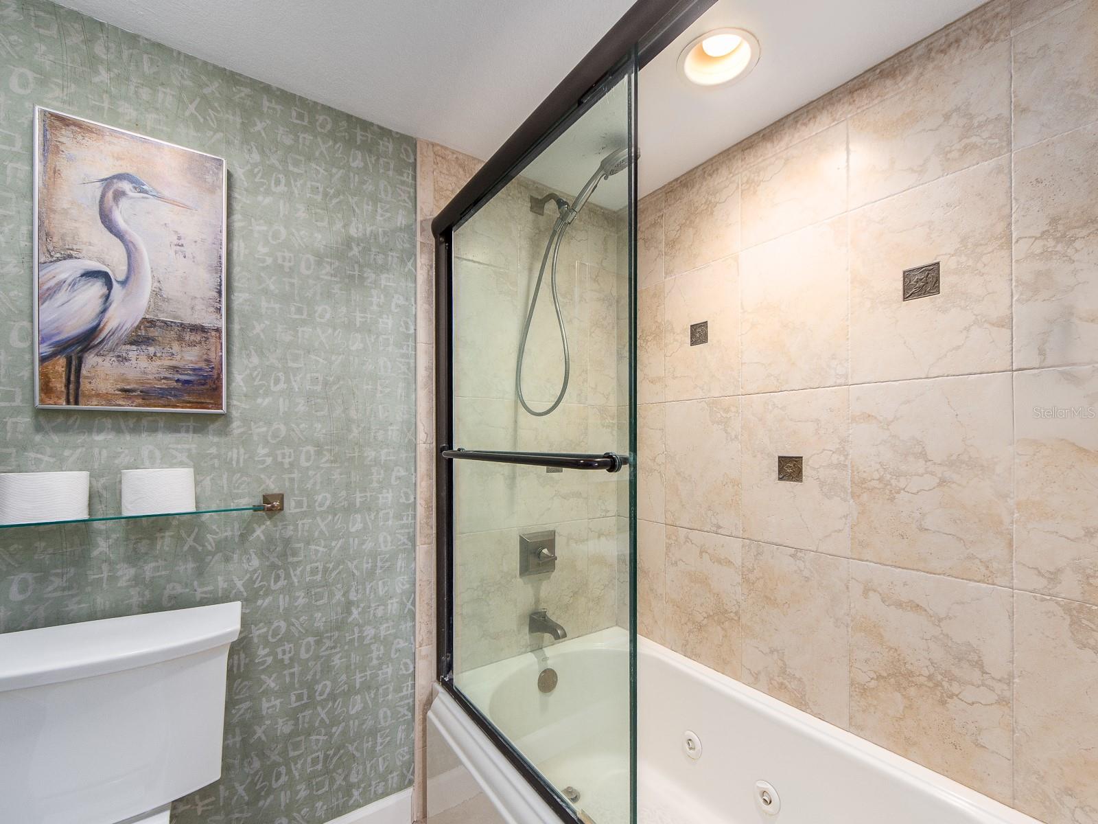 ISLAND WALK CONDO - Residential Lease